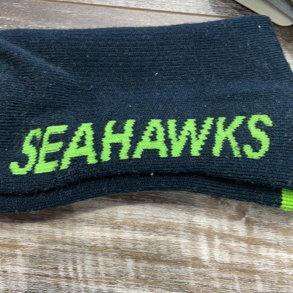 Seahawks Socks - Picture 5 of 5